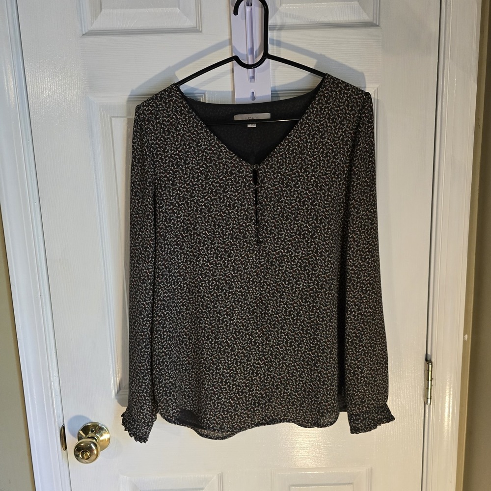 Loft Blouse Dainty Floral Print Button-Front V-neck Women's Medium